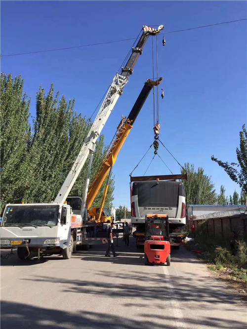 瑞金市港口集装箱搬运案例